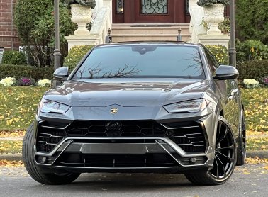 2019 LAMBORGHINI URUS