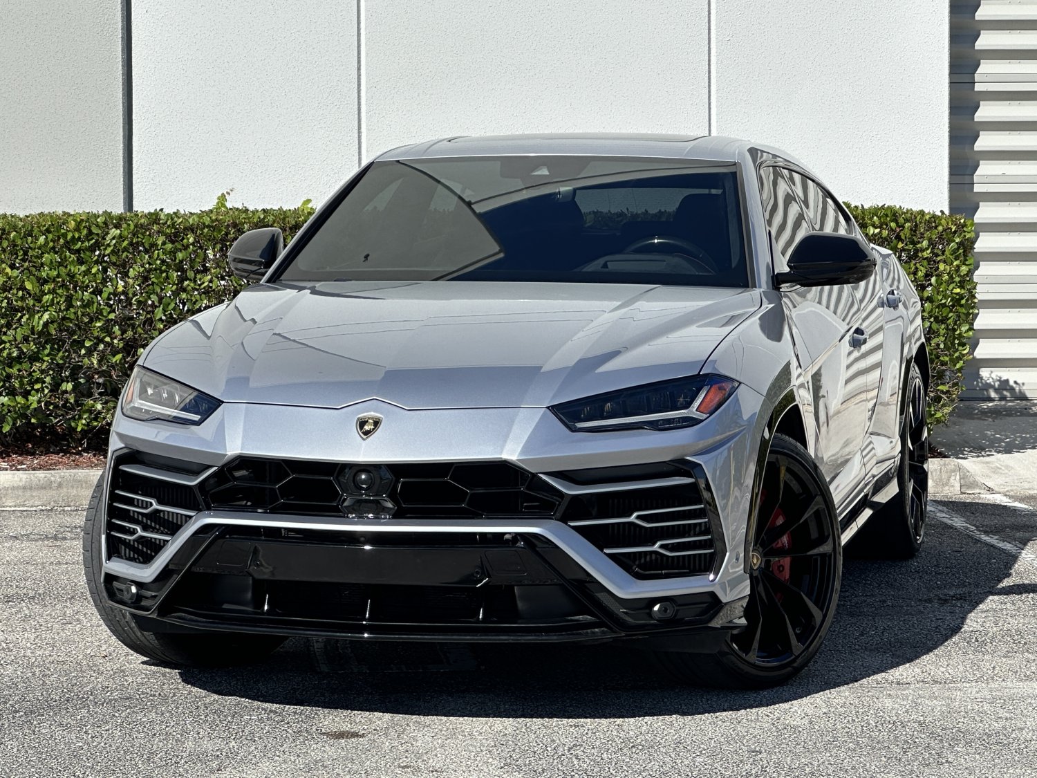 2020 LAMBORGHINI URUS